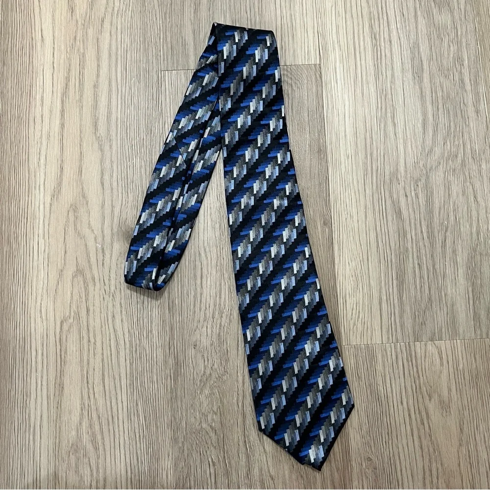 Van Heusen Blue and Black Silk Tie Bundle